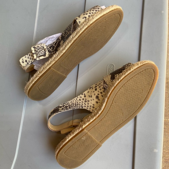 Pour La Victoire Beige Snake Embossed Olivia Espadrille Sandal - Picture 10 of 13